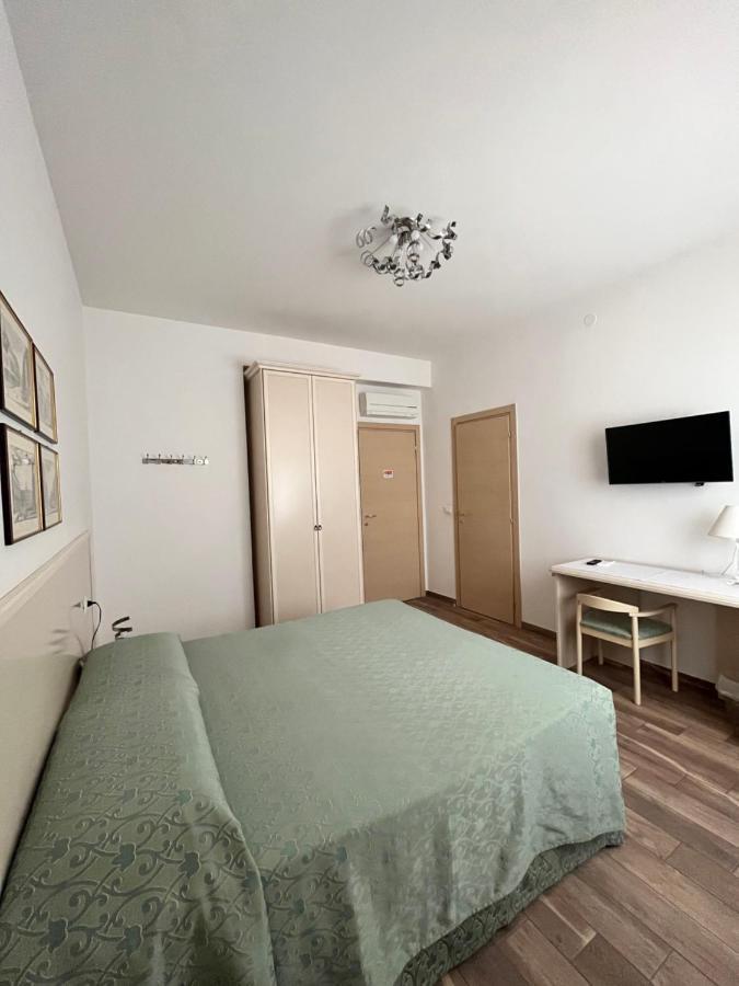 Guest House In Piazza ボローニャ エクステリア 写真